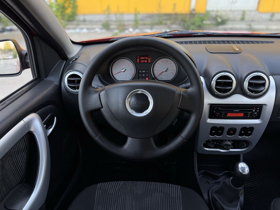 Dacia Sandero 2012 si 2010 Model Laureate 1.2 Mpi 75 C.P Import A/C