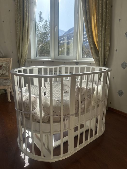 Детская кроватка