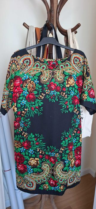 Rochie dintr-un material superb, lina 100%