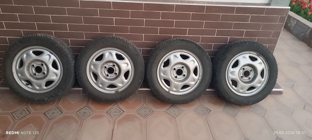 Диски с зимними шинами
