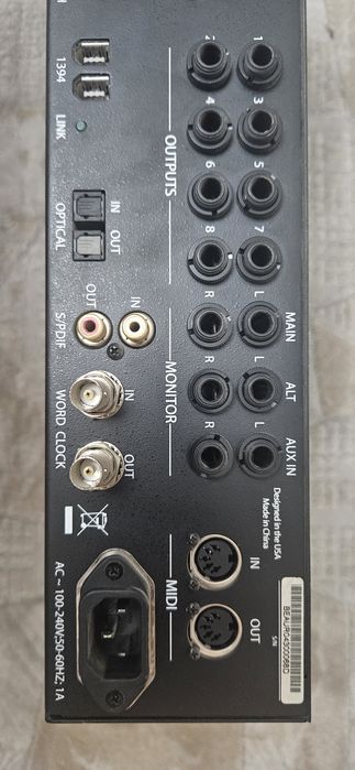 Звуковая карта Digidesign 003RACK+. 8 каналов