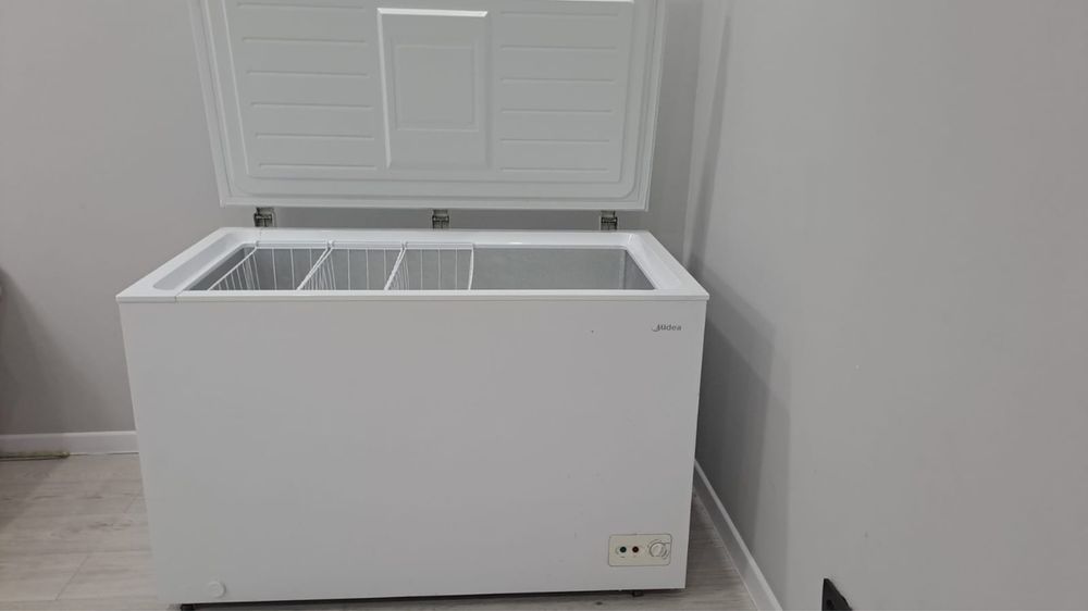 Холодильник midea