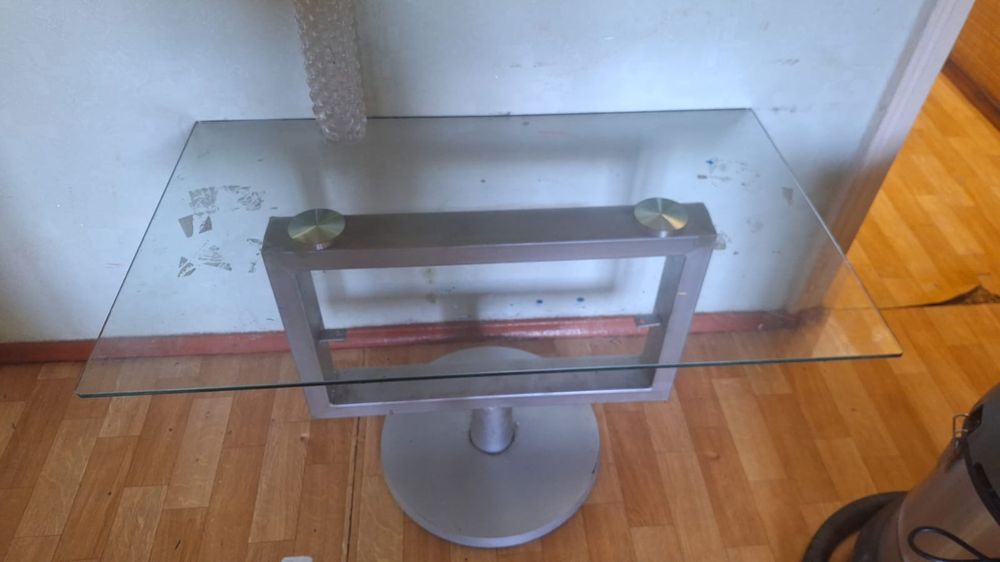 Тумба под телевизор