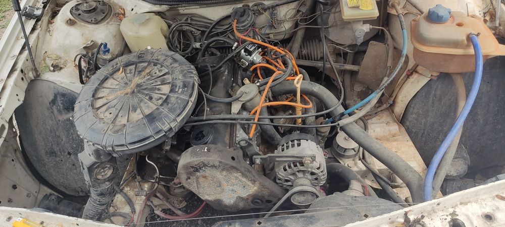 Audi 100 c3 1.8 карбюратор