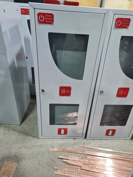 Пожарные шкафы для хранения огнетушителей и пожарных кранов