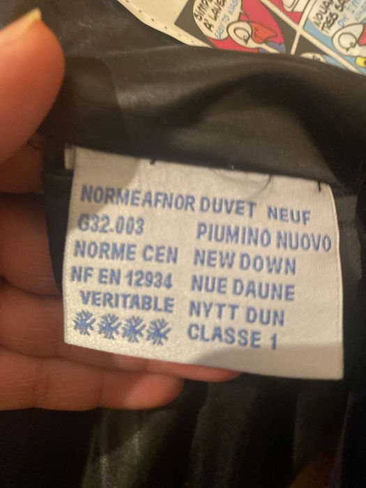 Vand geaca Moncler ptr femei marimea 3