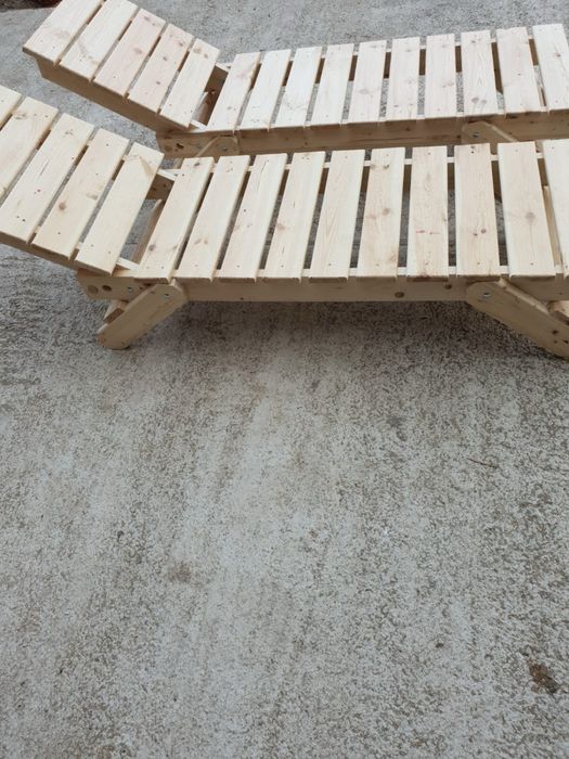 Sezlonguri si masuțe