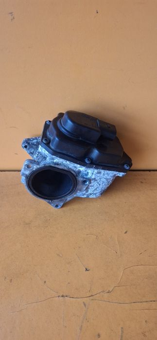 ЕГР клапан (EGR Valve) OEM 03L131501G / Valeo 700424 — VW Golf Mk5/Mk6 • Jetta • Passat • Beetle • Audi A3 • Skoda Octavia/Superb/Yeti • Seat — 2.0 TD