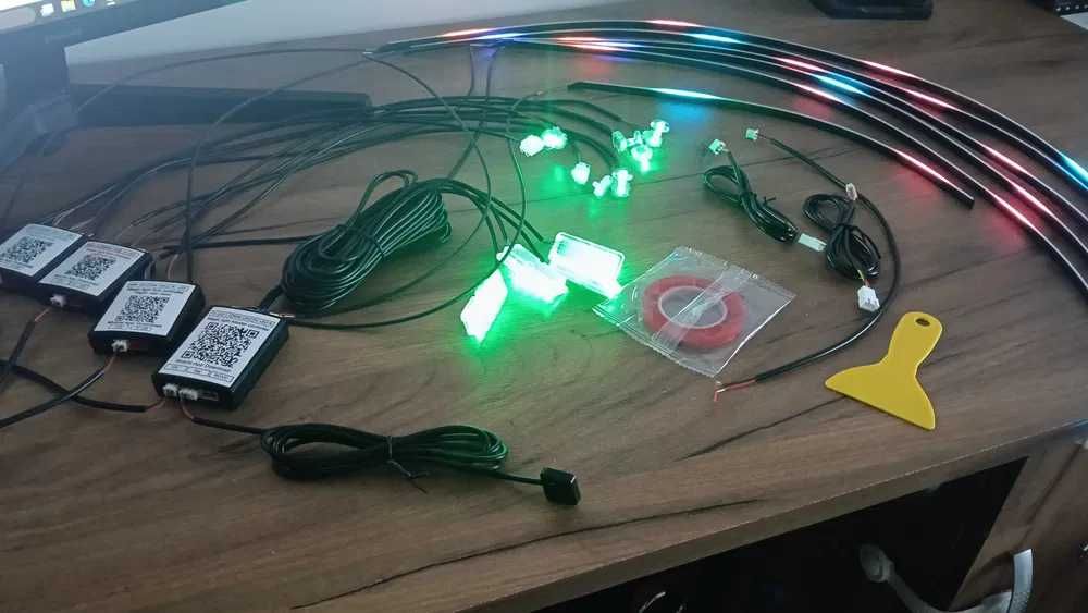lumini ambientale auto symphony(culori curcubeu sau culori normale)