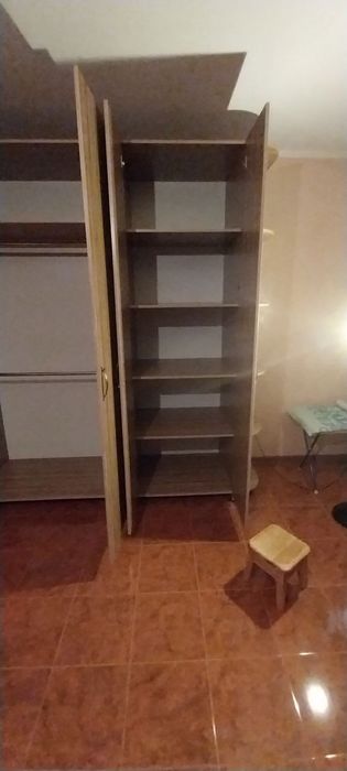 Коричневый шкаф Материал из Европы