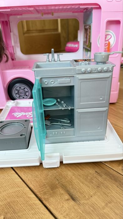 Кемперът на  Barbie