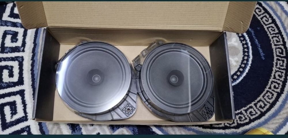 Продаётся колонки от Onix или Tracker