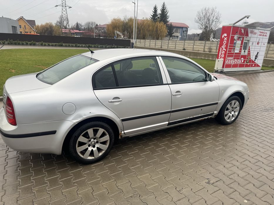 Skoda superb in stare foarte buna de functieonare. Fiscal pe loc !
