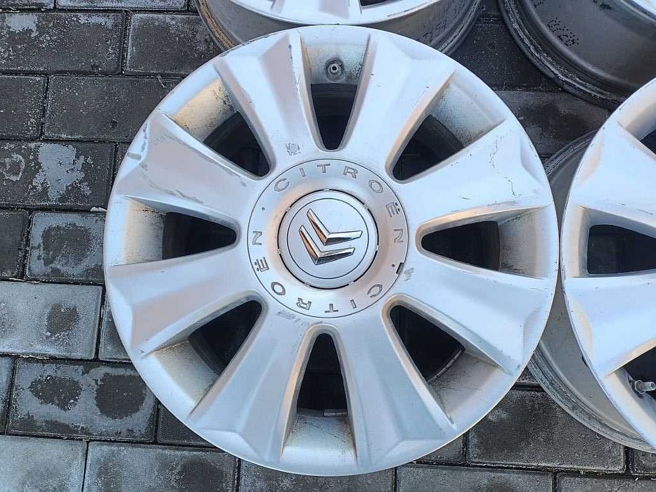 Продам оригинальные легкосплавные диски на Citroen.