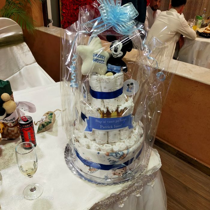 Tort din pampers pentru botez, prima vizita sau moț