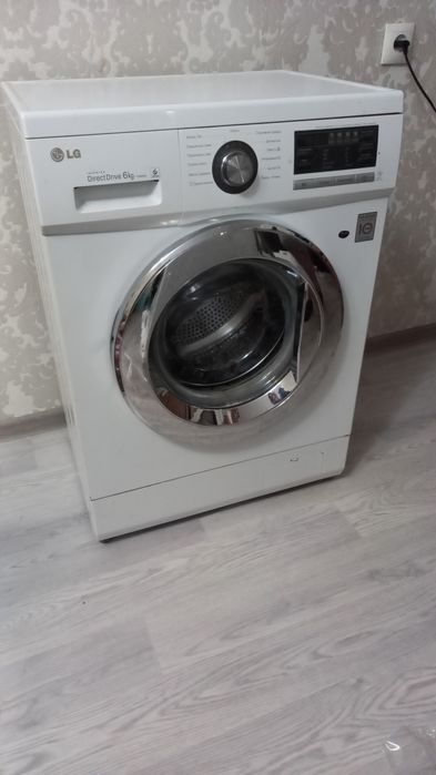 Продам стиральную машину LG
