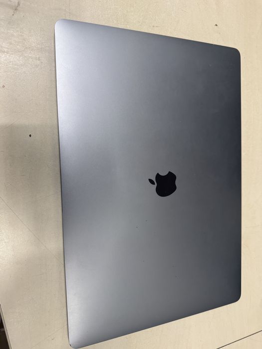 Display Macbook pro a2141 original Cu rama