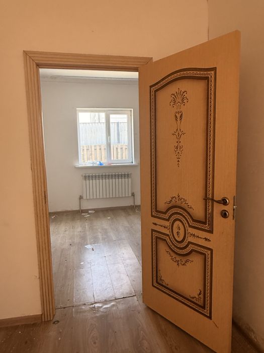 Есіктер сатылады б/у