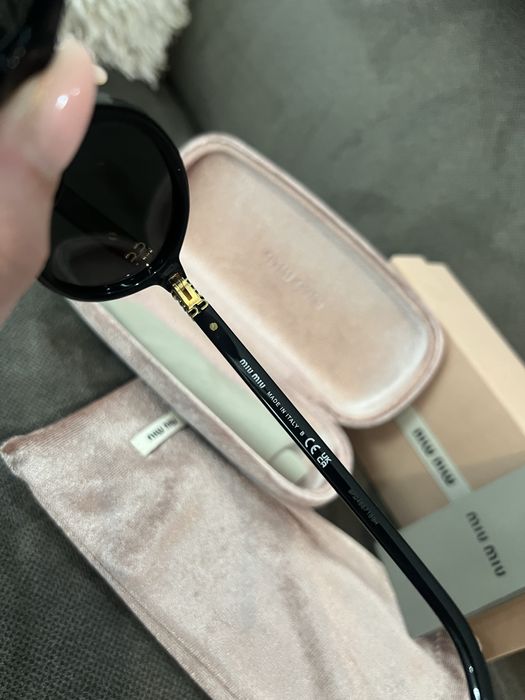 Miu Miu оригинални очила в черен цвят