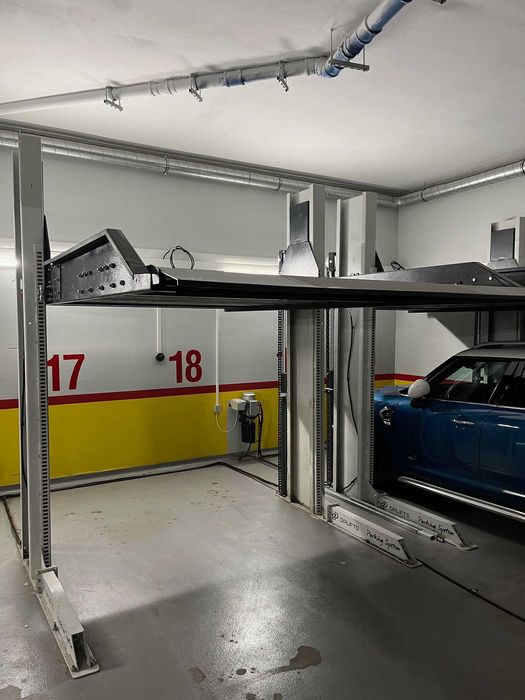 Паркинг система / платформа за два автомобила