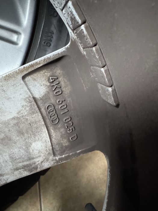 Jante aliaj Audi A6 S6 C8 4K0601025D 8Jx18 ET39
