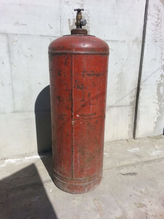 Газовый балон. Большой