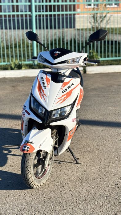 Скутер м8 150 куб