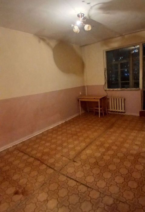 Продается 1/2/4 Институт Культуры балкон 1,5 на 3 1 комнатная 2 этаж