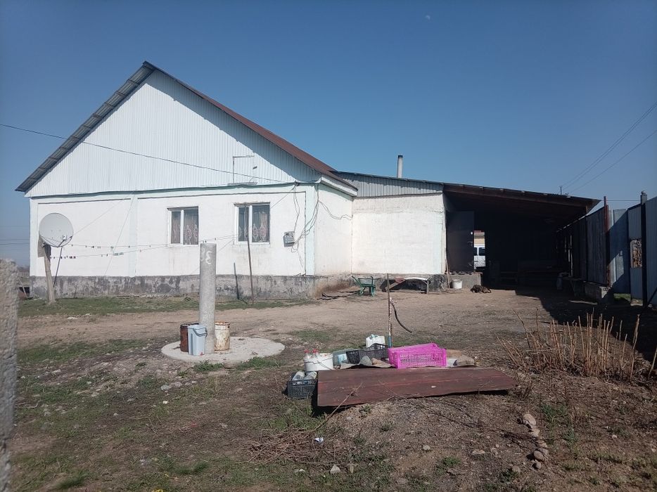 Дом с  хорошим ремонтом