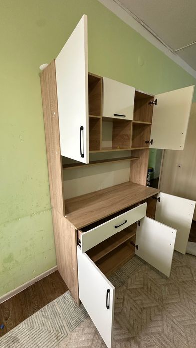Куханный шкаф гарнитур