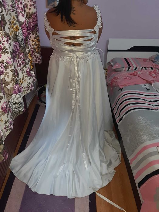 НОВА булчинска рокля