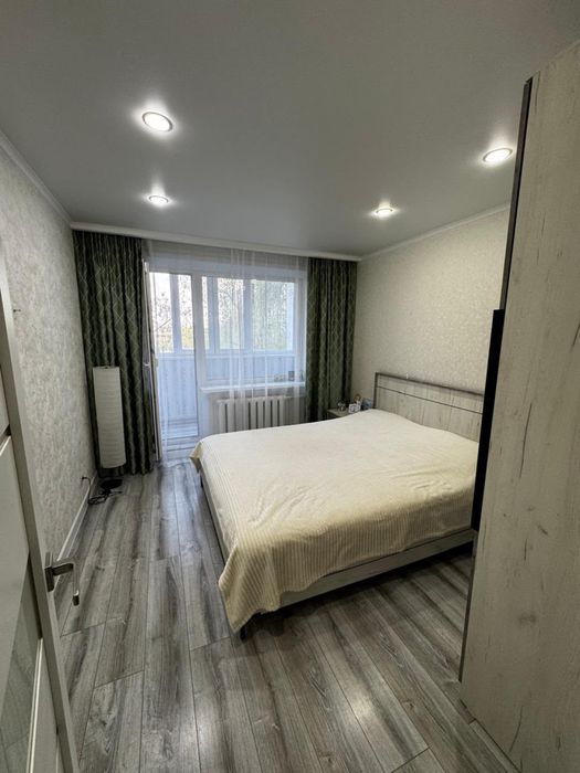 В продаже 3 комн квартира.