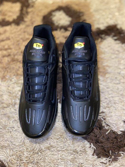 Nike Tn plus 3 cu accent galben