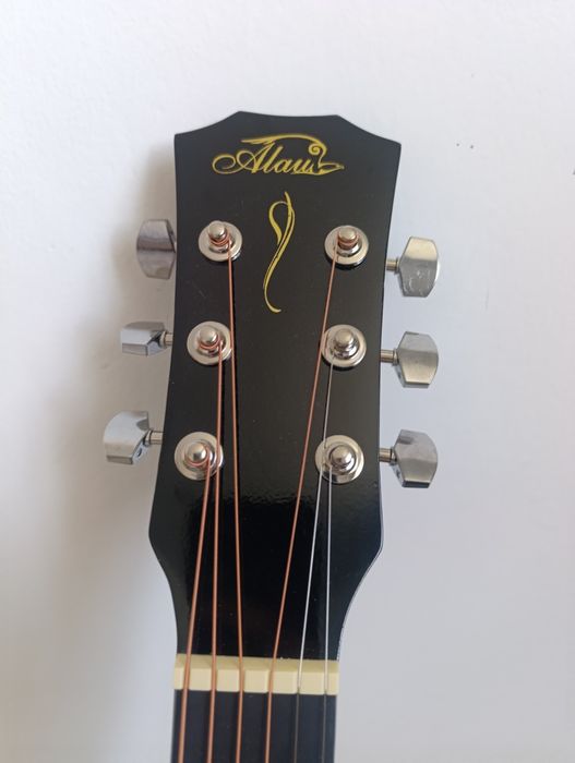 Guitar  Alau продается