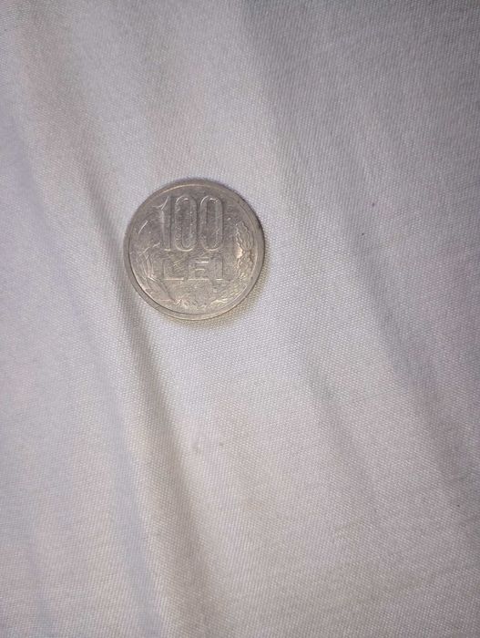 Vând monezi vechi de 100 lei din anul(1994/1992/1991/1993) 1000 de lei