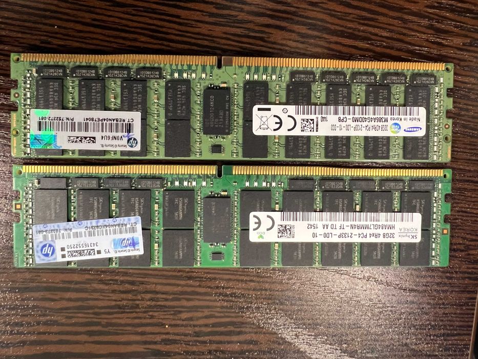 Серверная ОЗУ DDR4 32GB ECC 2133MHz 4Rx4 SK Hynix / Samsung