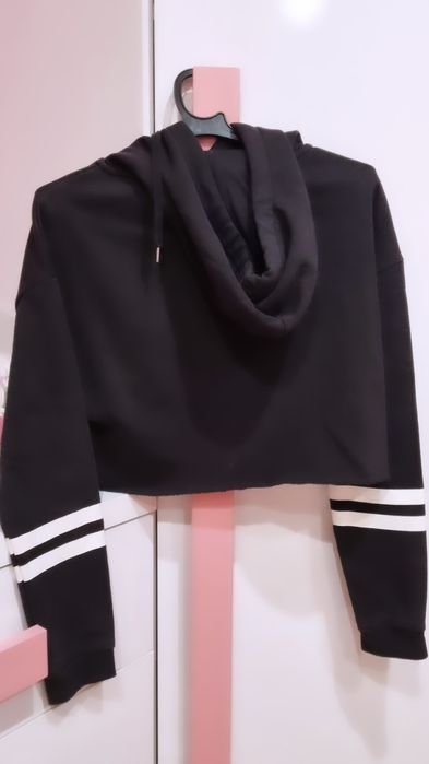 Необличана блузка от H&M- DIVIDED