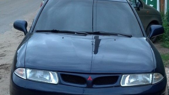 Мицубиши каризма/ carisma /останали  части и гуми с джанти  195.65.15