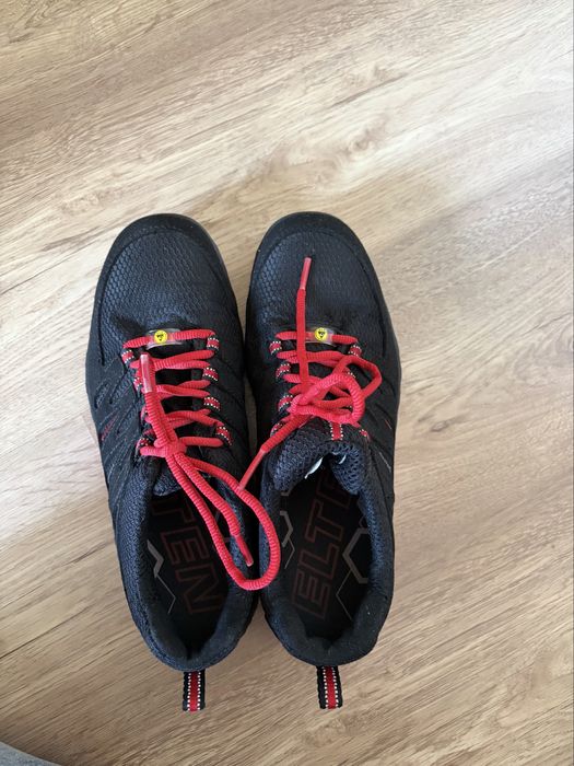 Дамски работни обувки