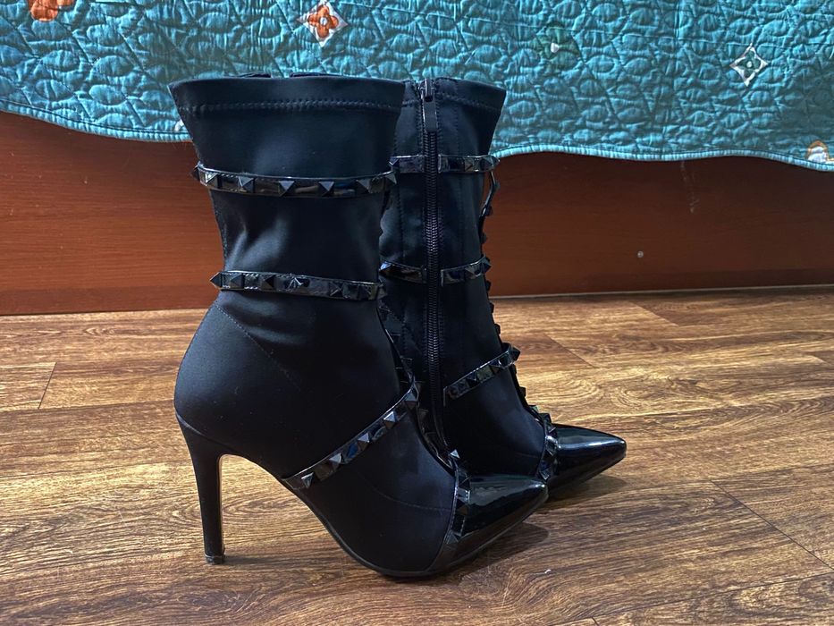 Интересные туфли на каблуке, 37 размер