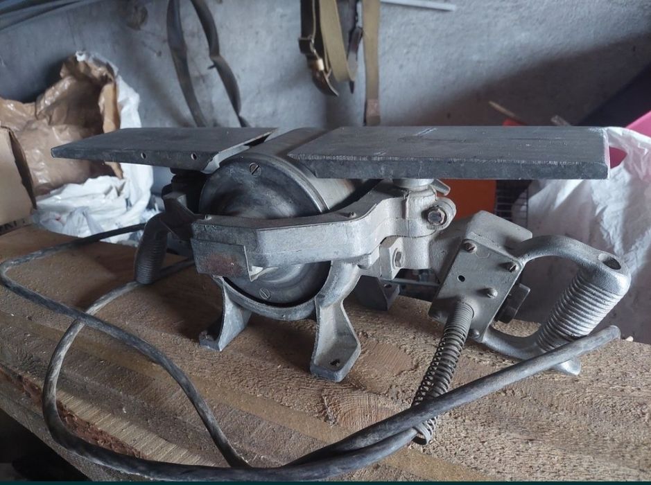 Продаётся электрорубанок времён СССР!!!