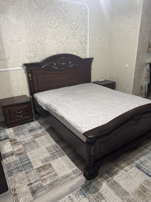 Спальний гарнитур с матрасом Россия