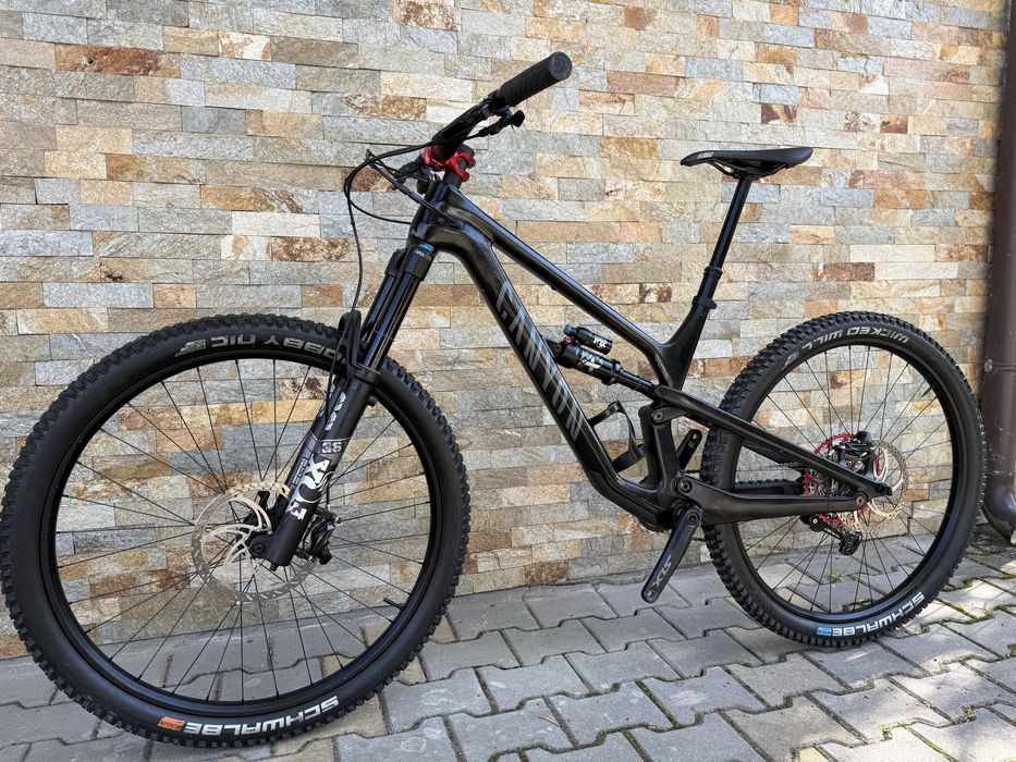 2024 Canyon Spectral CF8 29" карбонов МТБ байк