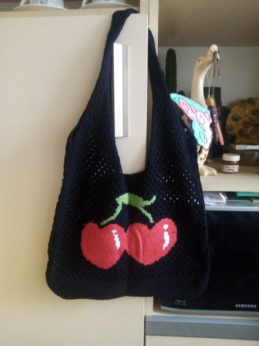 Дамска чанта тип торба