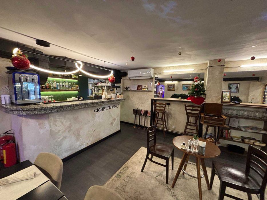 ПРОДАВАТ СЕ мебели