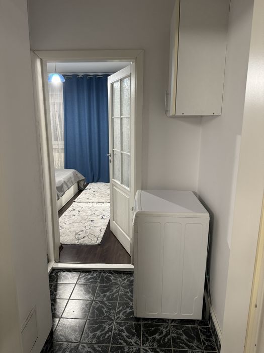 Inchiriez apartament 2 camere Decebal