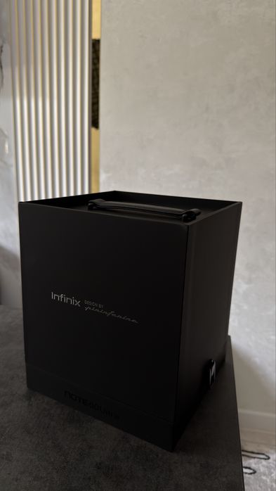 Infinix 60 ultra Pininfarina