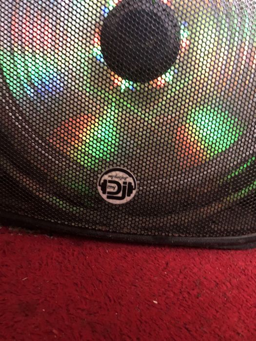 Boxer 215 Led  Boxa  mare  merge tot  mai multe detali la telefon