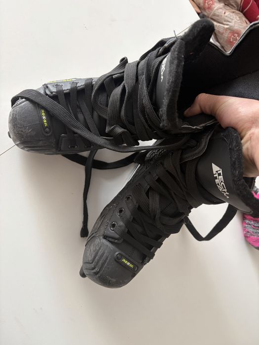 Продам коньки хорошие