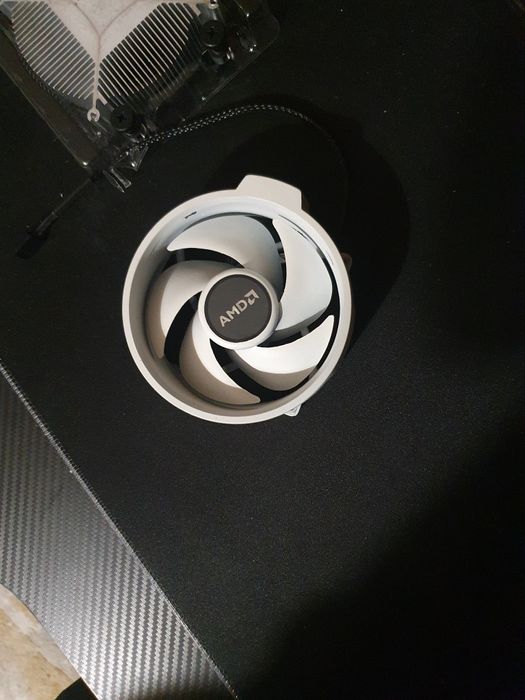 AMD Ryzen Wraith Stealth ALB